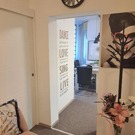 Iggory Apartment